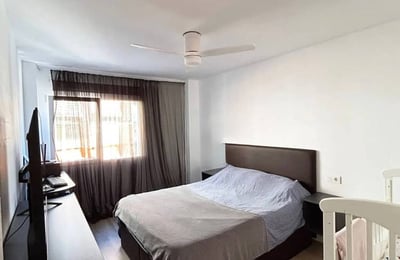 Rental of a cozy apartment with 3 bedrooms, 100 m², Alicante, Spain